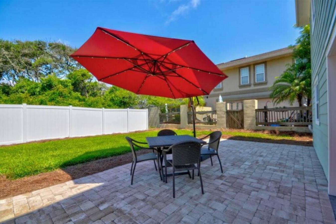 Tropical Beach Bungalow Down - Backyard - Grill - Across Street From Beach Villa Fernandina Beach Exterior photo